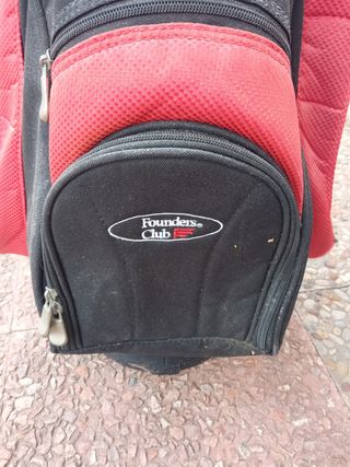 Palos y bolsa de golf