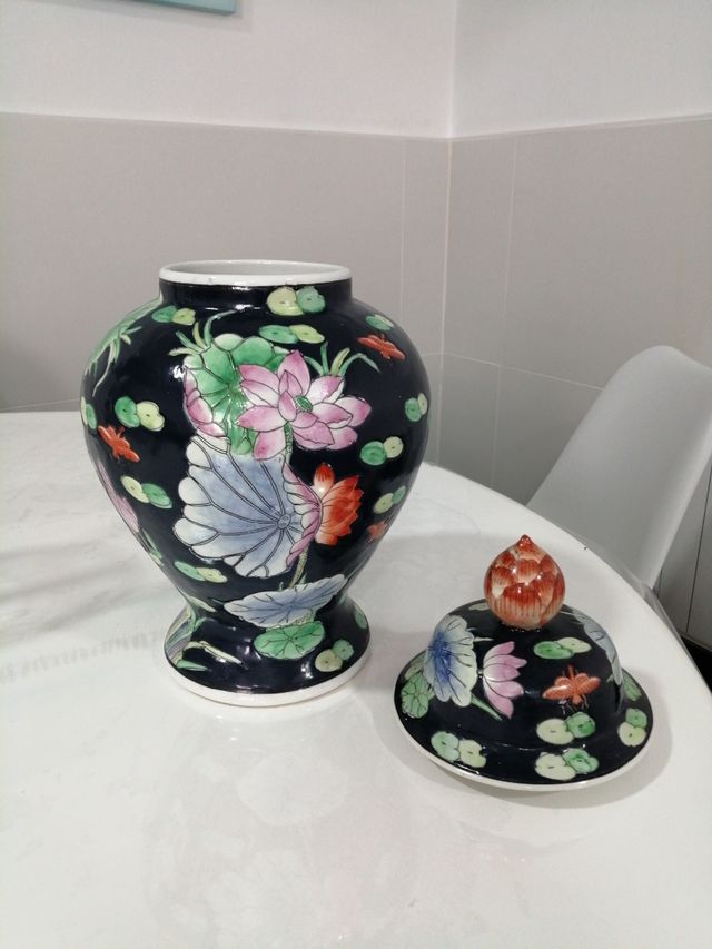 Jarrón chino. "No de tienda de chinos"