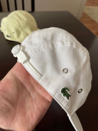 Gorra lacoste girolle 