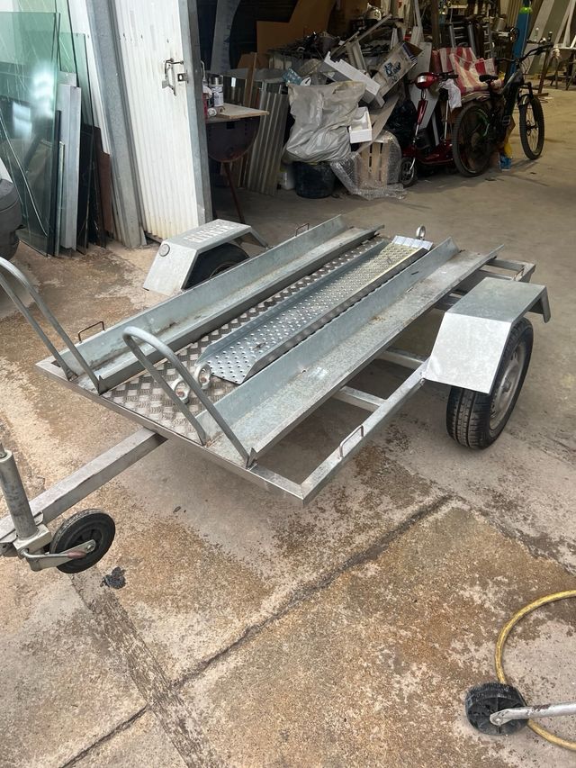 Alquiler de remolque y portes de vehiculos