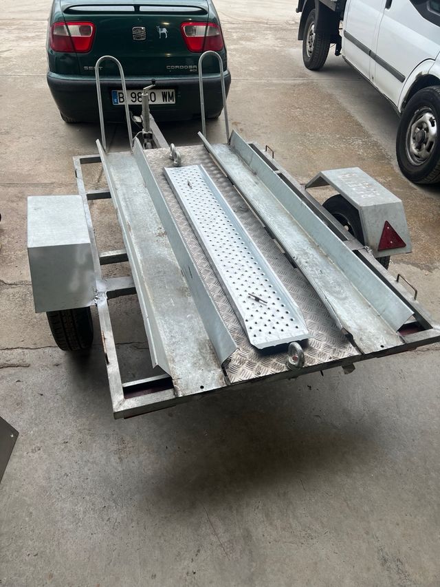 Alquiler de remolque y portes de vehiculos