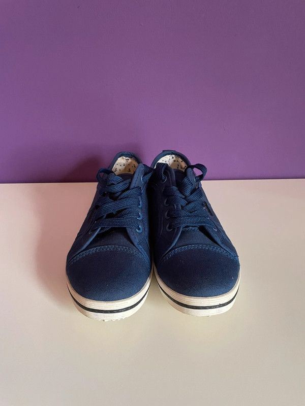 Zapatillas azules VENGA