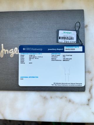 Pendientes de oro blanco y brillantes