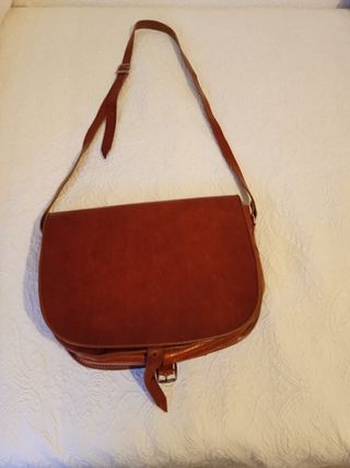 Bolso de piel