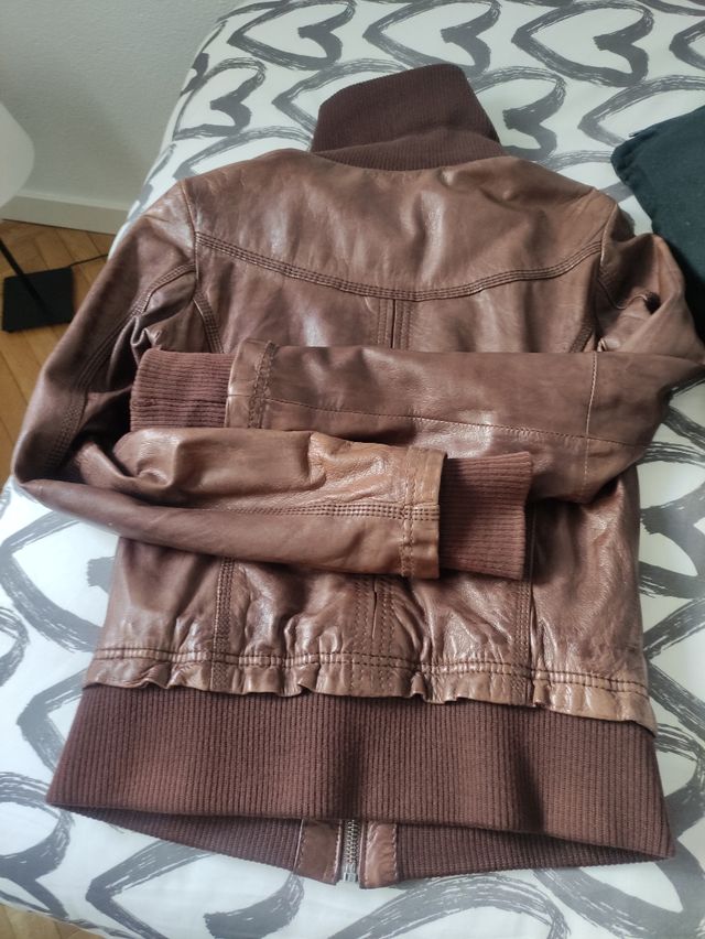 Cazadora piel Bershka