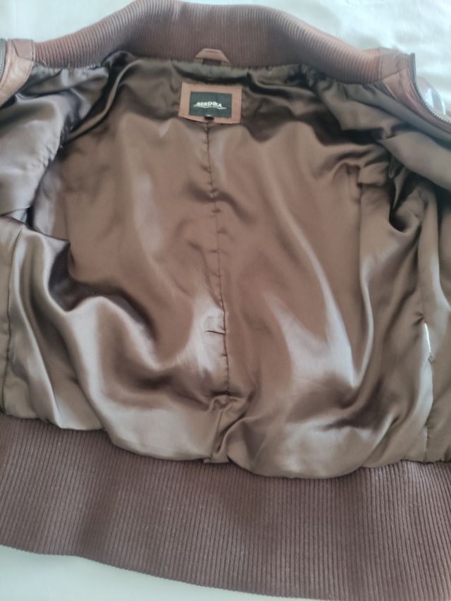 Cazadora piel Bershka