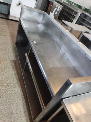 MESA BAJA PARA COCINA 1,9 M