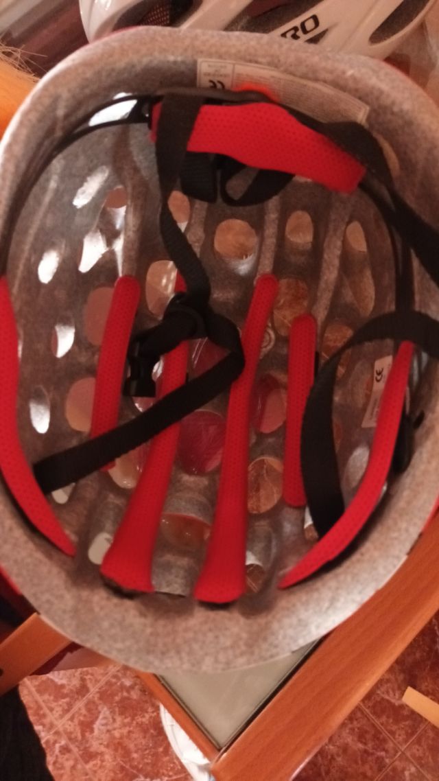 Casco de bici sin estrenar