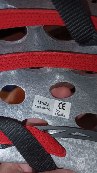 Casco de bici sin estrenar