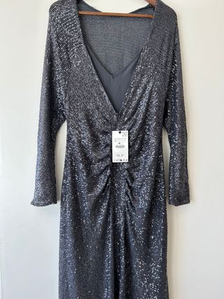 SIN ESTRENAR. VESTIDO DE FIESTA.