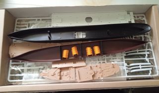 MAQUETA TITANIC  Academy 14220 R.M.S. Titanic- LED