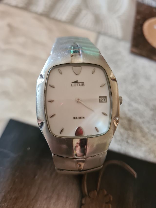 Reloj lotus hombre
