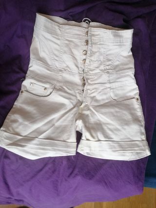 Pantalón corto short