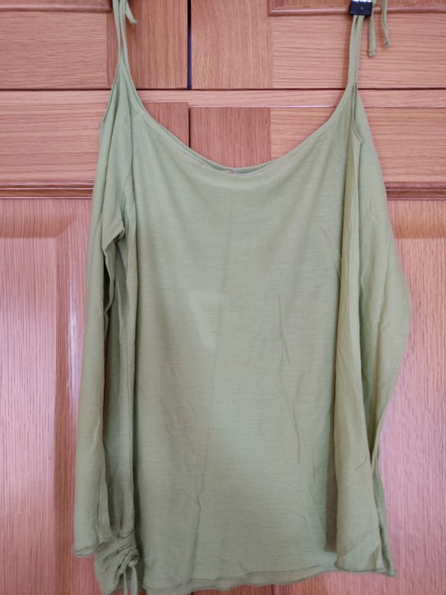 Camiseta verde media manga