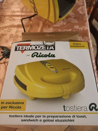 Tostiera Termozeta con marchio Ricola