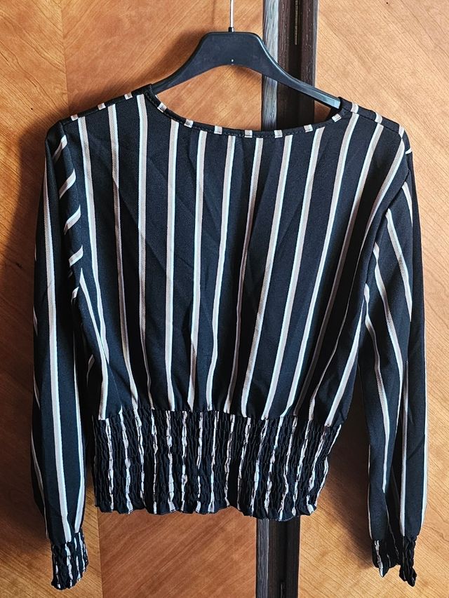 Blusa New Collection Nera a Righe Nuova