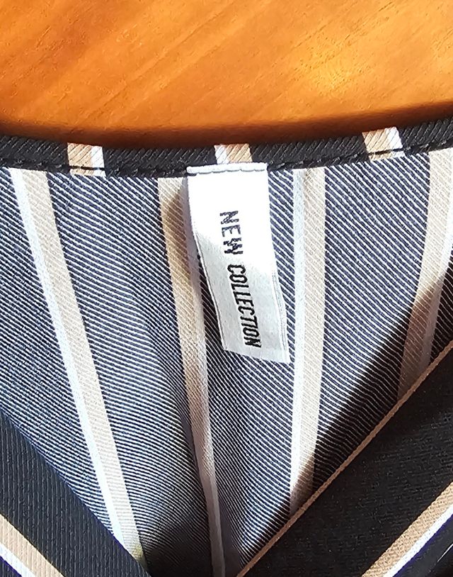 Blusa New Collection Nera a Righe Nuova