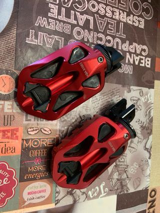 Estriberas enduro PUIG rojas