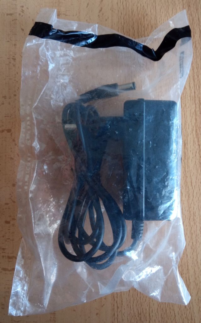 Fuente alimentación 12v 1,5A