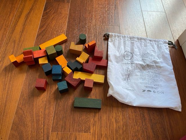 Apilable Wooden Story