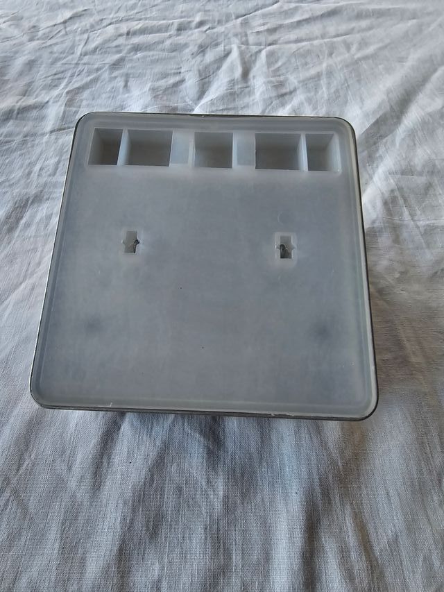 Taladro el casco M-220, NUEVO