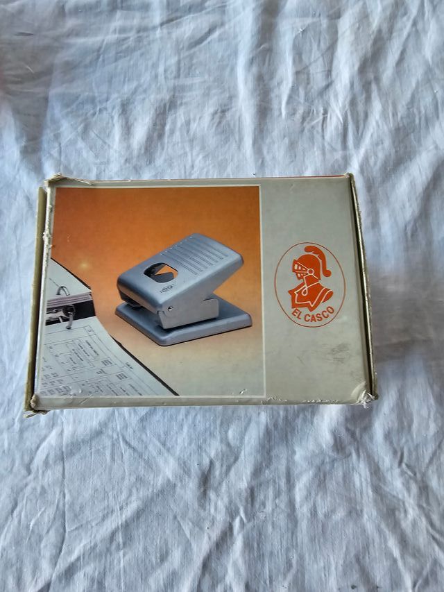 Taladro el casco M-220, NUEVO