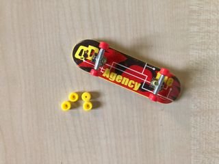Gadget Topolino * I Finger Skate di DoubleDuck
