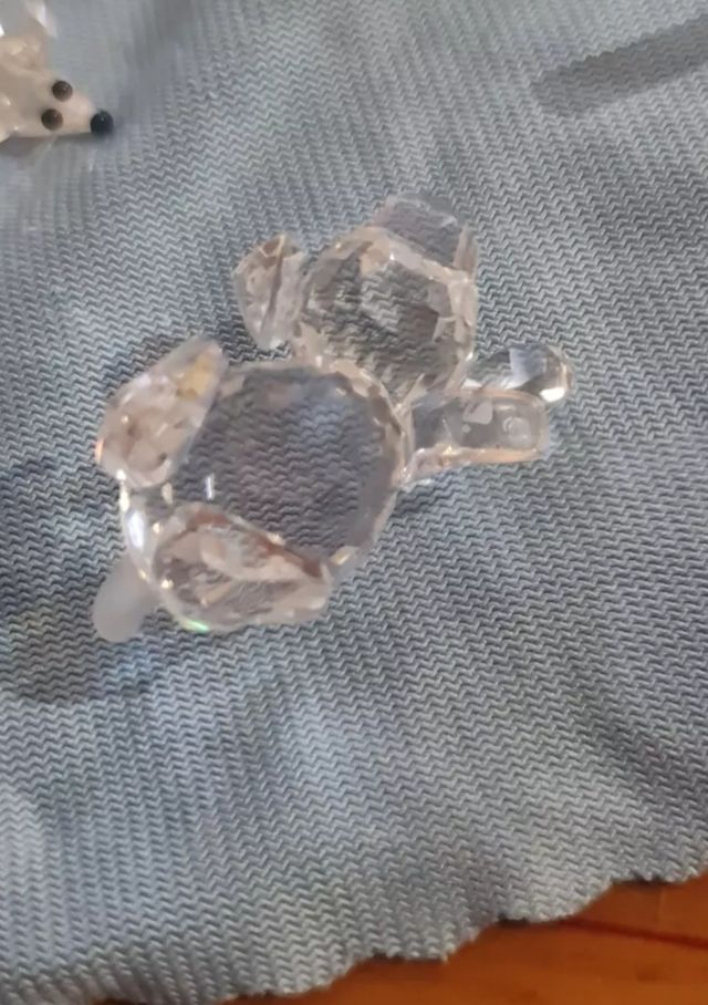 Swarovski Beagle cucciolo PLAYING Statuetta in cri