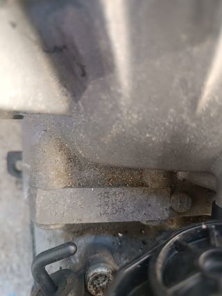 CAJA DE CAMBIOS VOLKSWAGEN GOLF REF: QYB