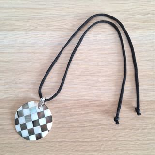 Collar Ajedrez