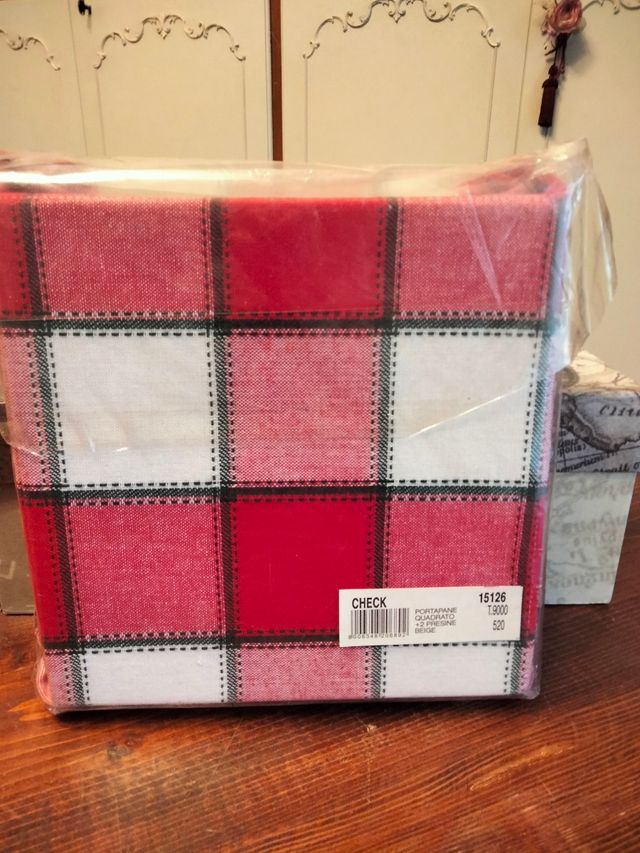 Porta pane + 2 presine sagomate nuovo