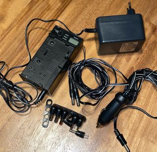 Caricabatterie rapide per telecamere