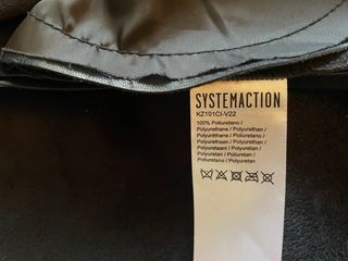 Chaqueta negra poliuretano