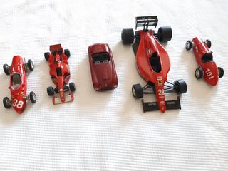 Lotto di macchinine Ferrari