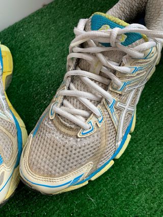 Asics gt 2000