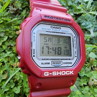 Casio G-shock DW-5600GF rojo metalizado