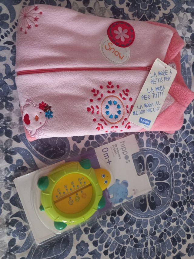 Todo 8 Euros.Buzo 3 meses + Termómetro agua