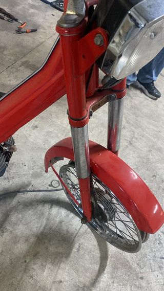 Suspension delantera derbi variant