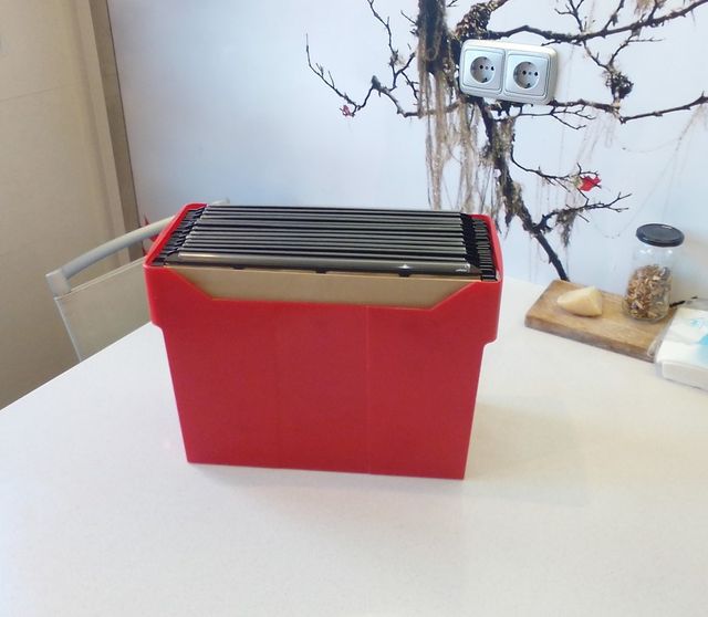 Carpetas colgantes y cajetín