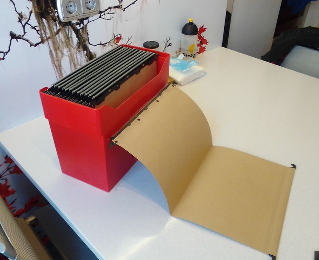 Carpetas colgantes y cajetín