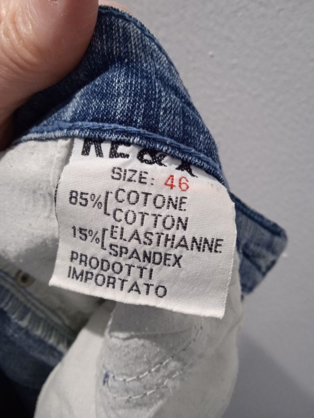 Vaqueros bermudas elásticos