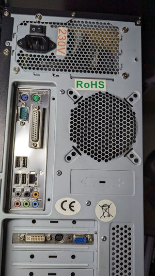 PC Pentium 4 650 SL7Z7 (sin HD)
