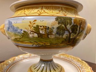 Zuppiera in ceramica di Castelli