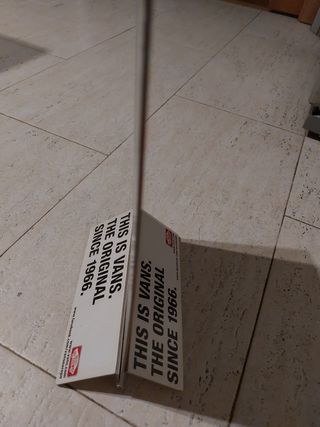 Carteles publicidad Vans