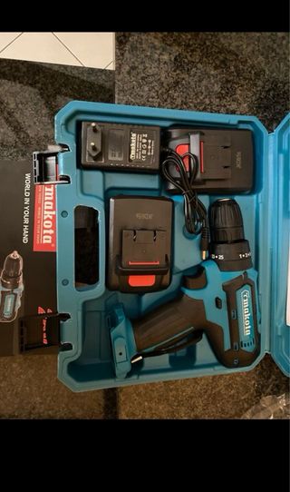 TRAPANO A BATTERIA TMAKOTA 26V CON DOPPIA BATTERIA