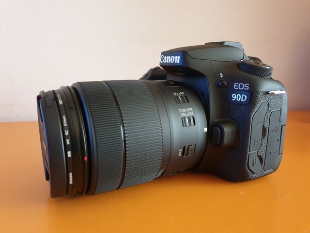 Canon 90D