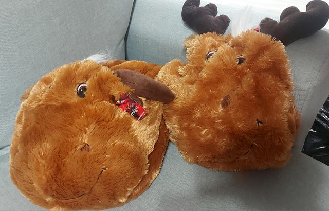 🟥 CALIENTA MANOS Y PIES de RENO 🟥