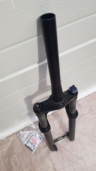 HORQUILLA AIRE PARA BICI ROCKSHOX JUDY SILVER 120.