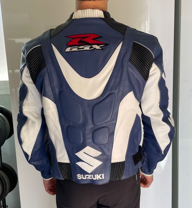Chaqueta moto de piel SUZUKI (original).