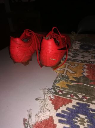 Botas de futbol de Arda Turan